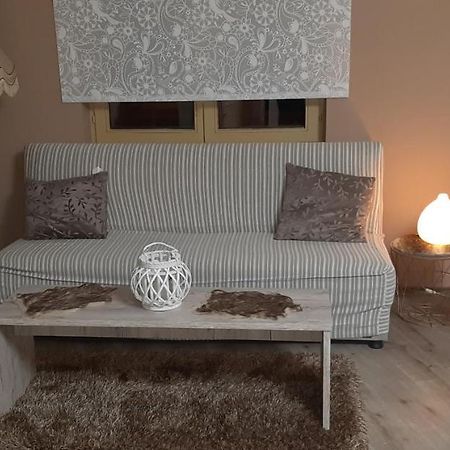 Petit Appartement Cosy Bastogne Esterno foto